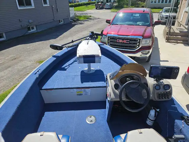 2001 prince craft  with 2015 90 horse honda in Powerboats & Motorboats in St. Catharines - Image 6