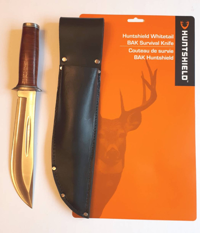 HUNTSHIELD Whitetail Hunter Knife with Custom Sheath in Fishing, Camping & Outdoors in North Bay
