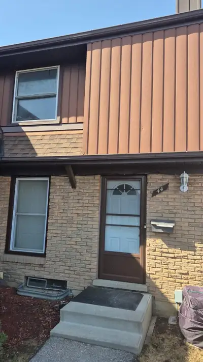 Newly Renovated 3 Bedroom, 1.5 Bathroom Townhouse for Rent – $3,000/month Beautiful newly renovated...