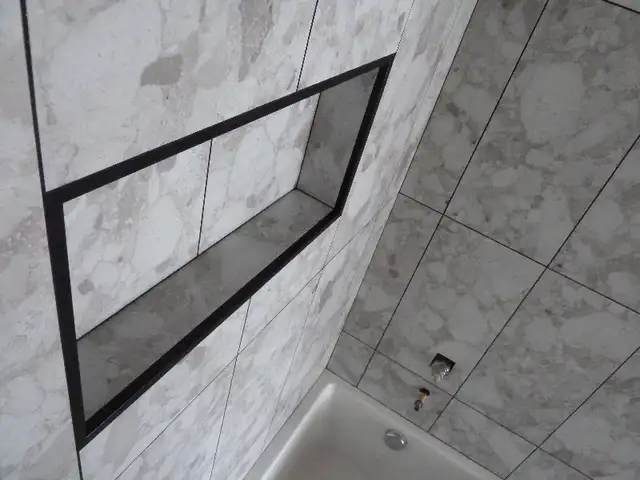 Expert flooring installer & tile setter.64628636614403125