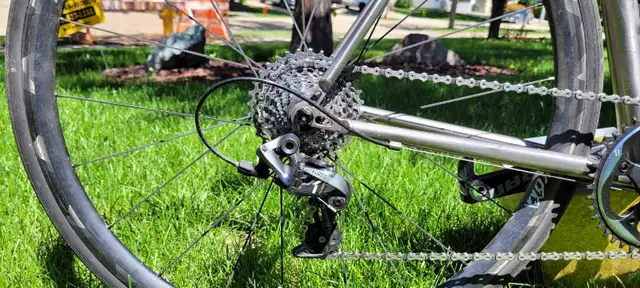Titanium, Lynskey Helix in Road in St. Albert - Image 4