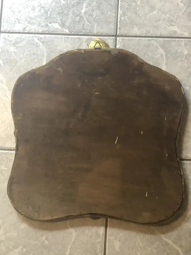 Antique wood & gilded stucco wall mirror.18”x17”. in Home Décor & Accents in Markham / York Region - Image 9