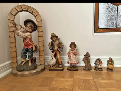 European wooden sculptures / sculptures européennes en bois , View more