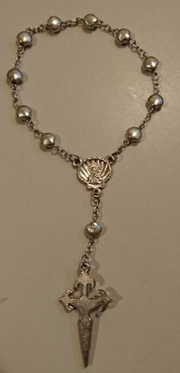 Metal SeaShell Mini Rosary