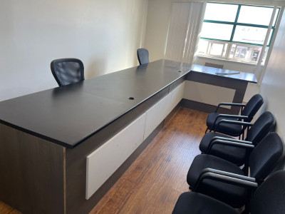 L- Shape office table