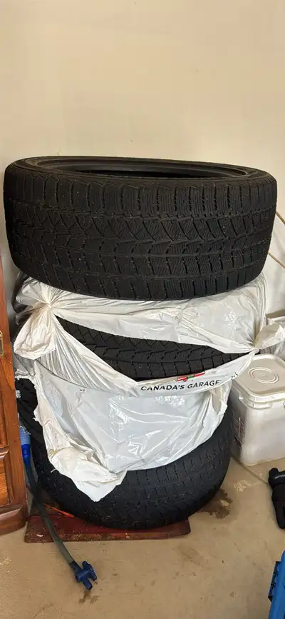 255/45/19 Winter Tires Doublestar