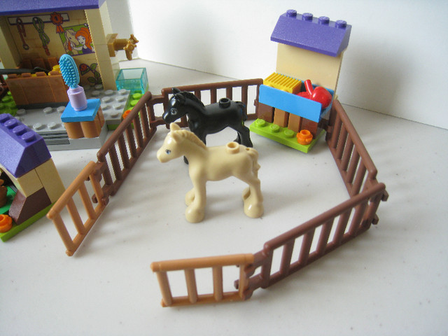 LEGO Friends Mia's Foal Stable Set in Toys & Games in Guelph - Image 4