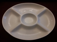 3 LARGE WHITE TABLETOPS GALLERY SERVING DISHES