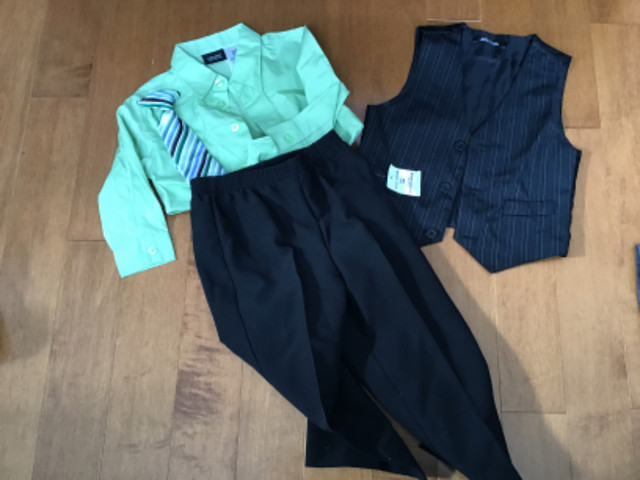 HOLIDAY EDITIONS BRAND SIZE 24 MONTH 4-PIECE SUIT NEW W/ TAGS ON in Clothing - 18-24 Months in Peterborough