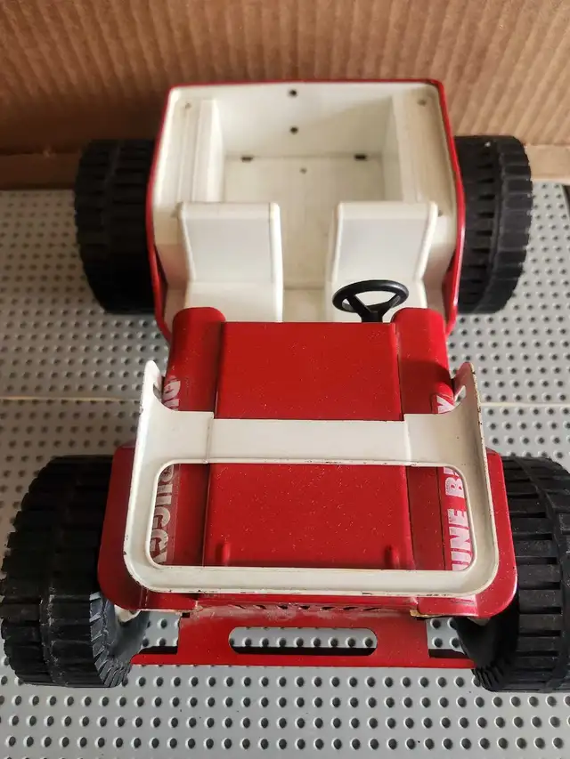 70s Vtg Tonka Red Jeep called "Dune Buggy" oversized Wheels/D in Toys & Games in Calgary - Image 5