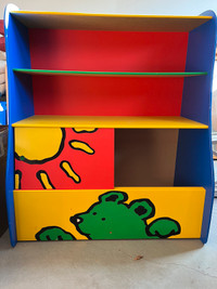 Excellent toy shelf for kids