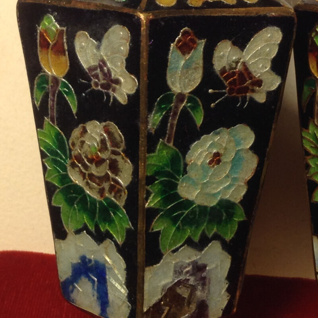 Antiques Pair Cloisonne Vases Hexagonal Decoration in Arts & Collectibles in Vancouver - Image 2