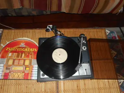 DUAL 1225 turntable auto start and reverse. Shure M75 Cartridge, Made in Germany TESTED AND WORKED E...