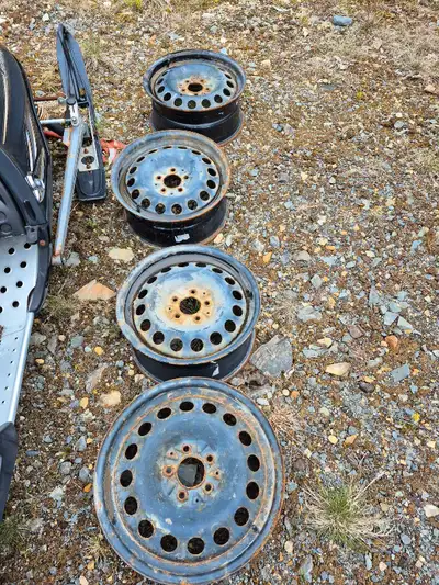 17 inch rims bolt pattern 5x115
