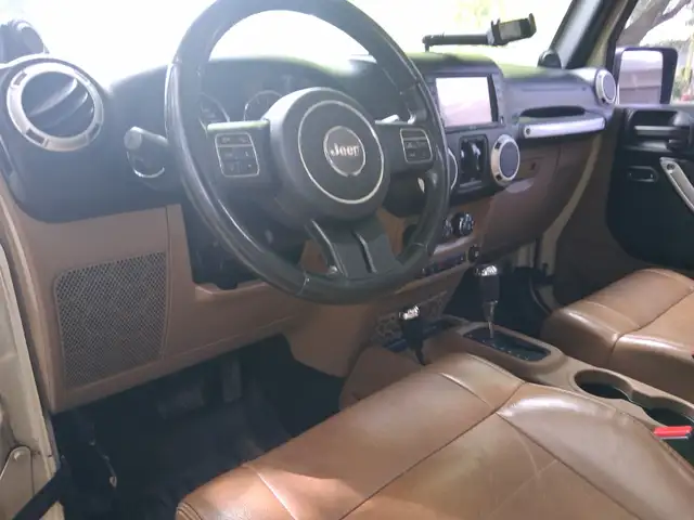 2011 Jeep Wrangler556564728408320007