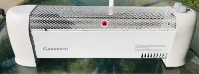 ALMOST NEW GARRISON BASEBOARD CONVENTION WHITE HEATER 12.5 AMPS 1500 WATTS