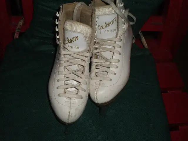 Ice skates - Jackson - toddler's skates in Skates & Blades in London - Image 2