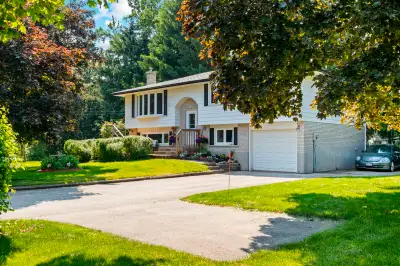 This charming raised bungalow offers a perfect blend of comfort, space and charm. Bright open space,...