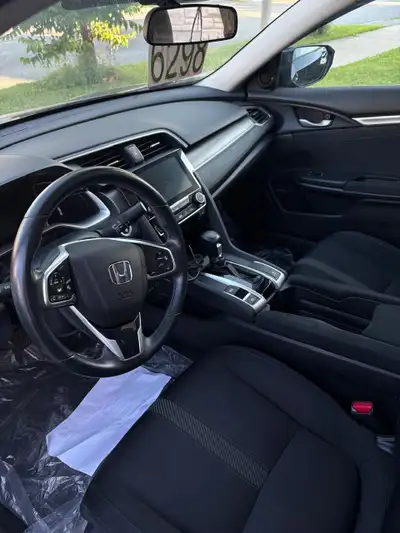 Looking for a reliable, incredibly fuel-efficient, and sharp-looking sedan? This gorgeous black 2019...