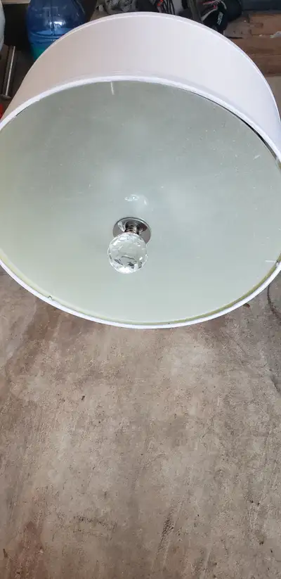 Chandelier 3 bulbs, View more