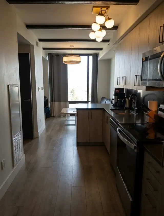 10 MIN WALK TO UW CAMPUS; Private room for sublet in Room Rentals & Roommates in Kitchener / Waterloo - Image 4
