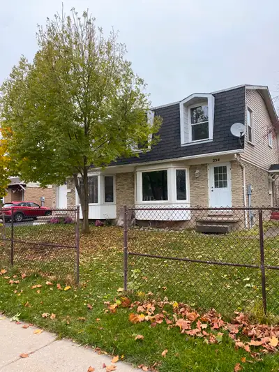 Beautiful 3 Bed House For Rent