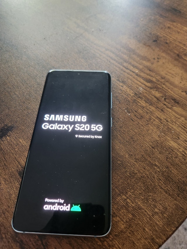 Samsung S20 unlocked Cell Phones Calgary Kijiji