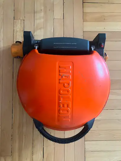 BBQ portable Napoleon, View more