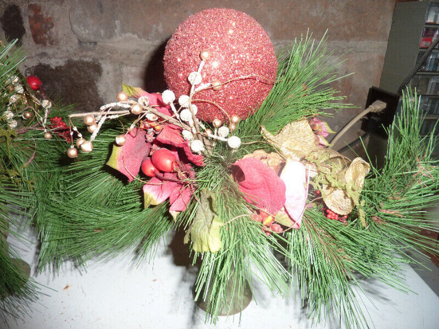 Centrepieces: Holidays/Christmas/New Years in Holiday, Event & Seasonal in City of Toronto - Image 2
