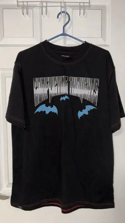 This is a black Conflicting Thoughts Halloween 2020 T-shirt, size XL. Previously enjoyed is in good...