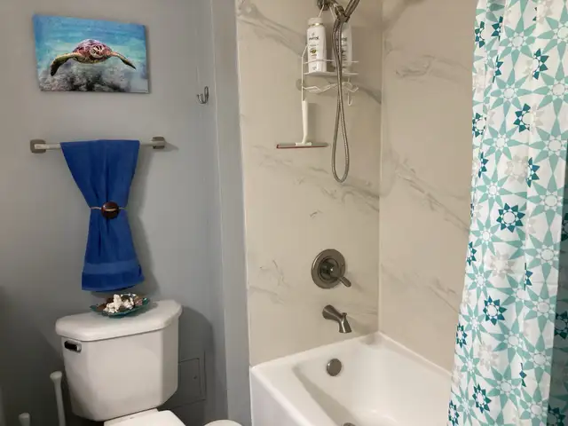 OCEANFRONT MAKAHA SUNSET CONDO Oahu Hawaii (sleeps 2) in Hawaii in Canada - Image 9