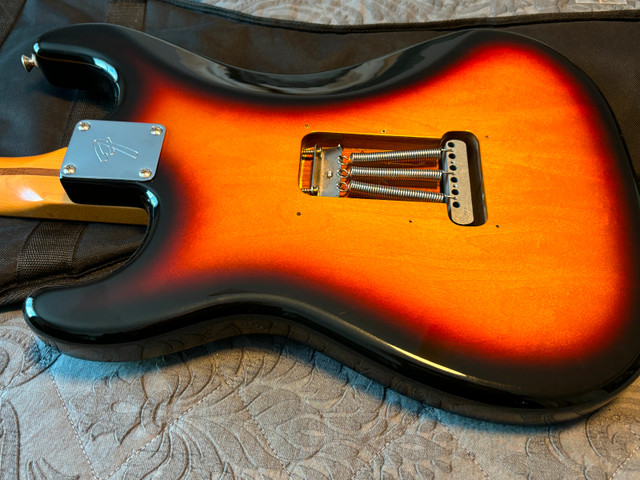 2008 Standard Stratocaster dans Guitares  à Ville de Montréal - Image 3