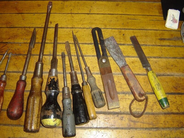 Vintage Hand Tools with Wooden Handles in Arts & Collectibles in Oshawa / Durham Region - Image 4
