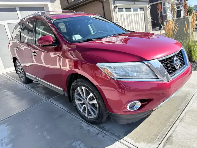 2015 Nissan Pathfinder SL