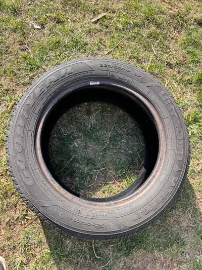 Used Goodyear winter tire. Size 225/65R17. Good for a spare or temporary use.