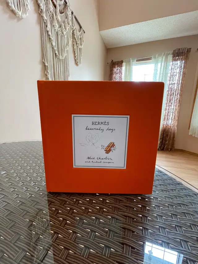 Hermes picture book63235093235971120