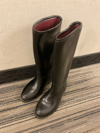 Auken Riding Boots - size US 2