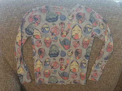 Authentic avengers pajama top Great shape Kids Size 8 $5 Pickup west of Bowness (Valley Ridge) Spend...