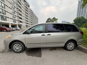 2005 Toyota Sienna CE