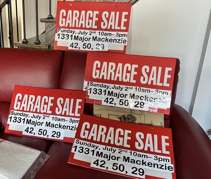 * GARAGE SALE * 1331 MAJOR MACKENZIE VAUGHAN Garage Sales Markham