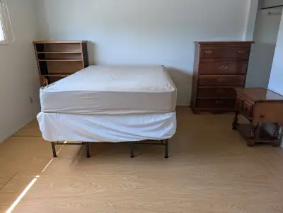 big bright bedroom face south in upstairs ( main floor) with big window in central Rutland in a sing...