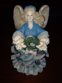 Royal Doulton Angel of Winter AN7404