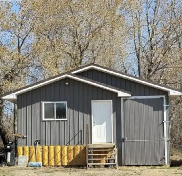 17 acre private acreage - east of Endeavour, SK  in Houses for Sale in Saskatoon - Image 7