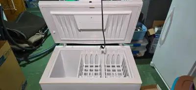 Chest freezer, Voir plus