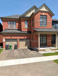 4 Bed 3.5 Bath Detached Double car garage House with 5/6 car 