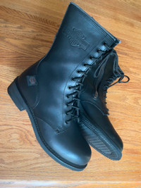 Men’s Harley boots brand new never worn