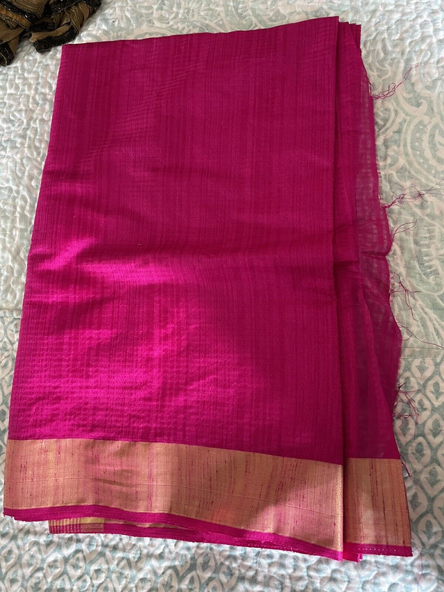 Magenta sari with blouse in Women's - Dresses & Skirts in Mississauga / Peel Region - Image 2