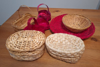 SET of 8 wicker decorative baskets tray plate bowl boxes