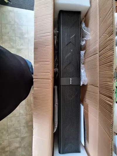 Brand new in box, never used. 34" UTV sound bar. Brand is Ehaho from Amazon. Retails for $350. Askin...