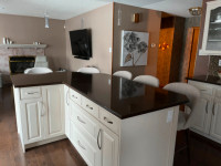 Solid Oak Kitchen Cabinets with Quartz